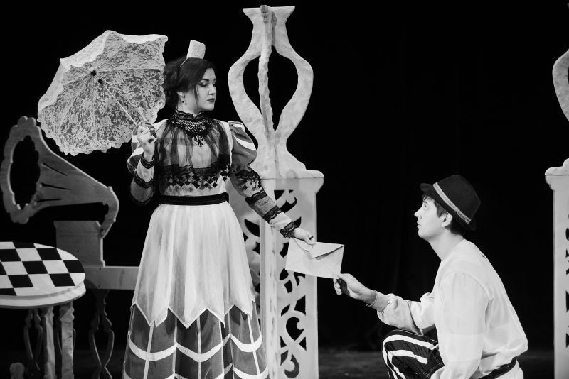 В театре ведутся репетиции нового спектакля по одноимённой пьесе классика татарской драматургии Мирхайдара Файзи «Ак калфак» 