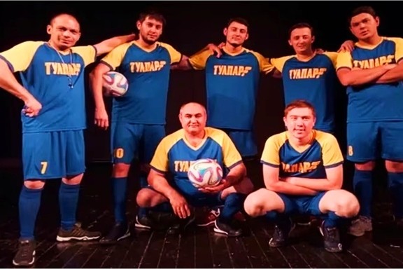 Махаббат, футбол и мафия